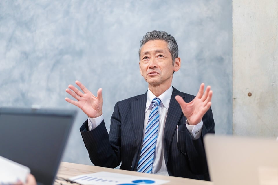 Communication & Meetings: Reading the Room in Japan