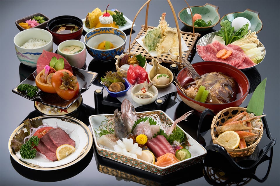 Luxury Japanese kaiseki dinner course prepared for corporate incentive travel and VIP group experiences in Japan