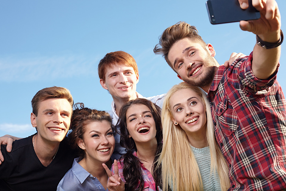 Incentive travel for employees: travel with friends 