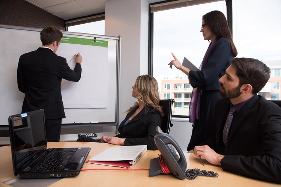 Comparing event coordinator companies before selecting a provider